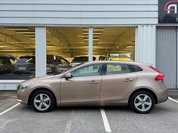 Volvo V40 2013 photo 5