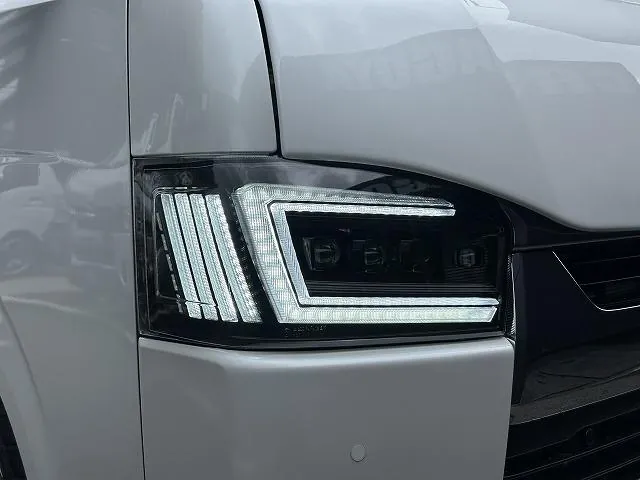 Toyota Hiace 2026 photo 4