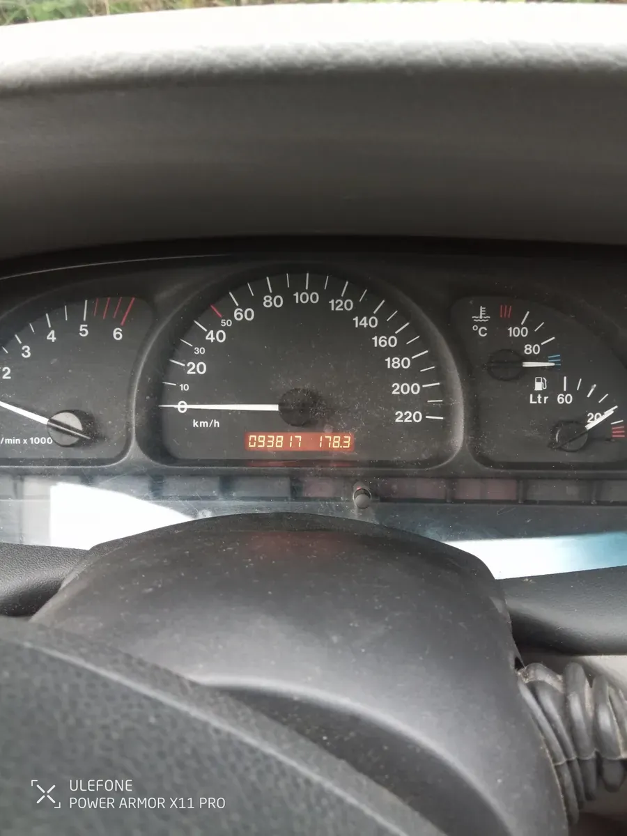 Opel Vectra 2000 photo 3