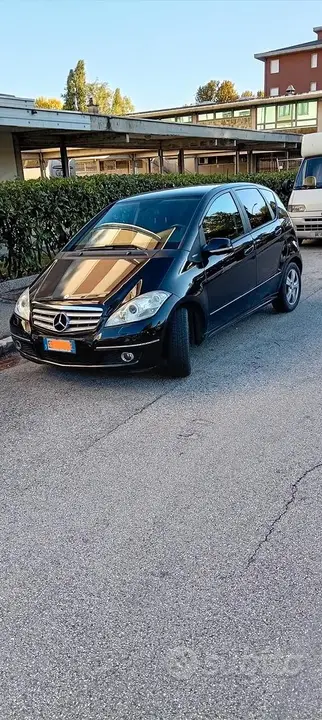 Mercedes-Benz C-Class 2010 photo 3