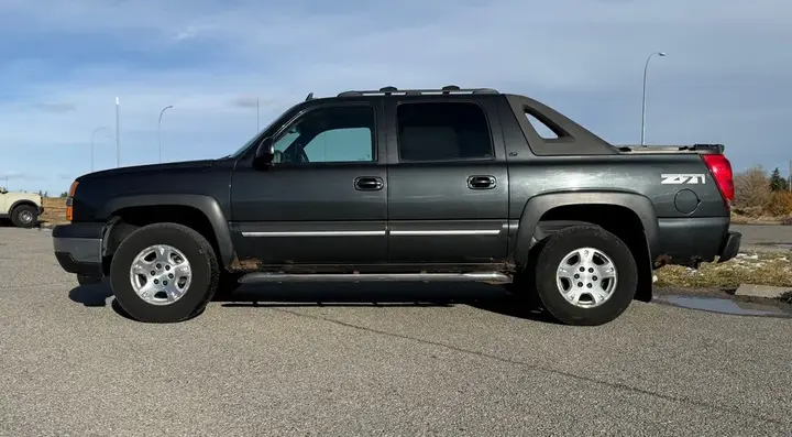 Chevrolet Avalanche 2006 photo 2