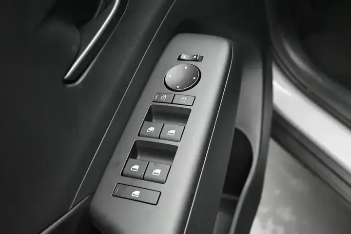 Hyundai Kona 2027 photo 5
