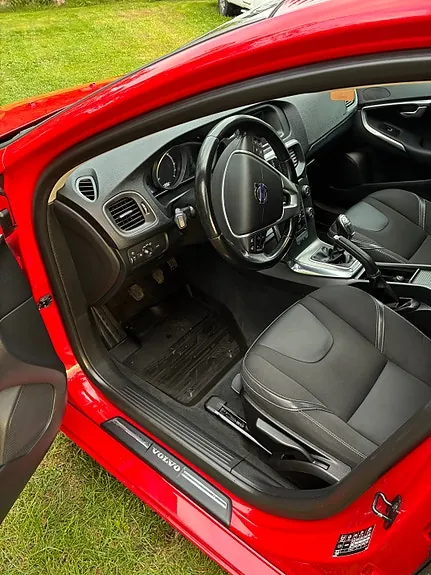 Volvo V40 2013 photo 5