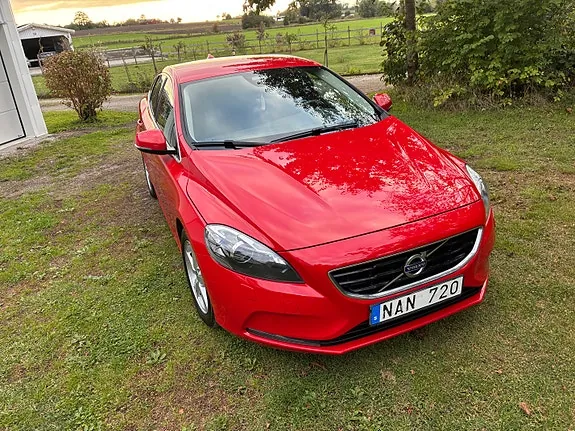 Volvo V40 2013 photo 4