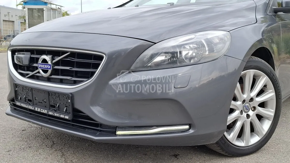 Volvo V40 2013 photo 3