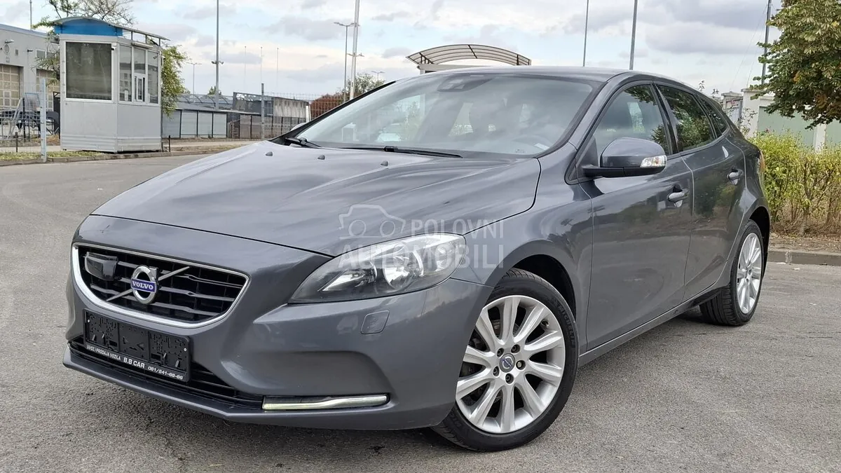 Volvo V40