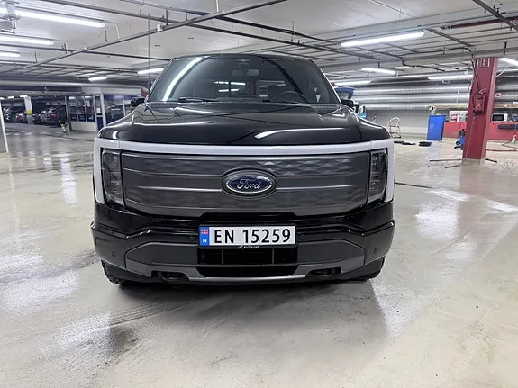Ford F-150 2023 photo 2