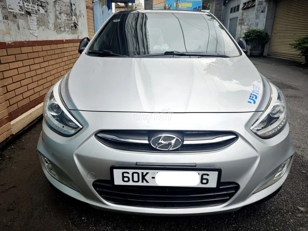 Hyundai Accent 2014 photo 2