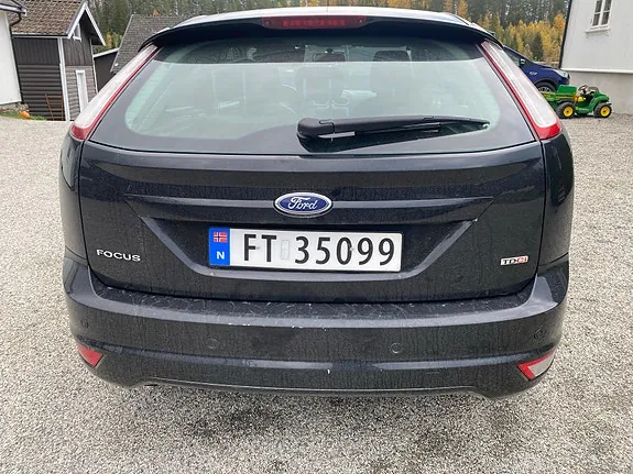 Ford Focus 2011 photo 3