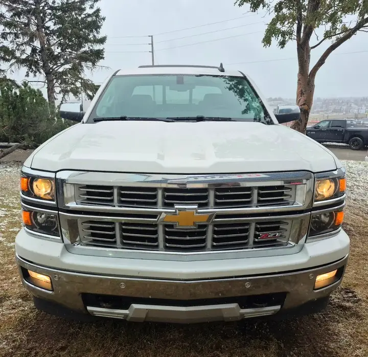 Chevrolet Silverado 1500 2015 photo 2