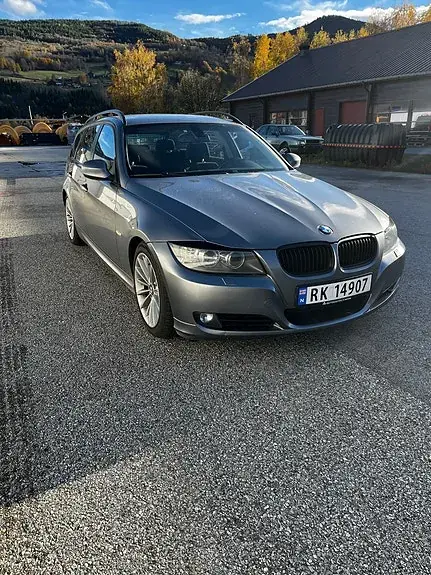 BMW 318D 2010 photo 3
