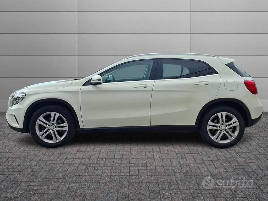 Mercedes-Benz Gla 2016 photo 4