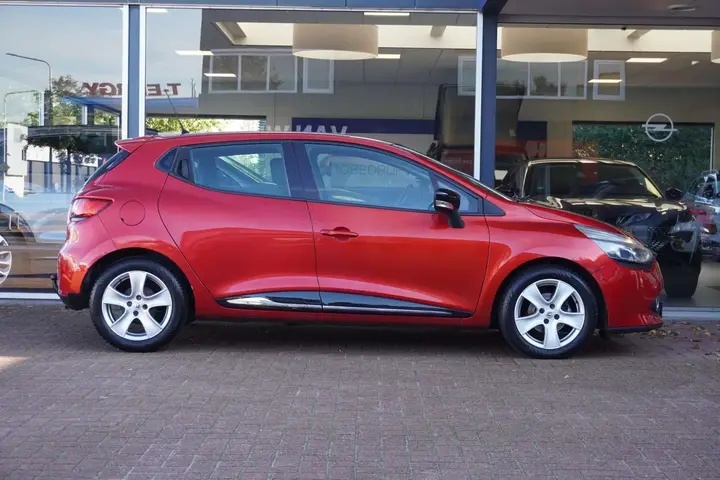Renault Clio 2014 photo 3