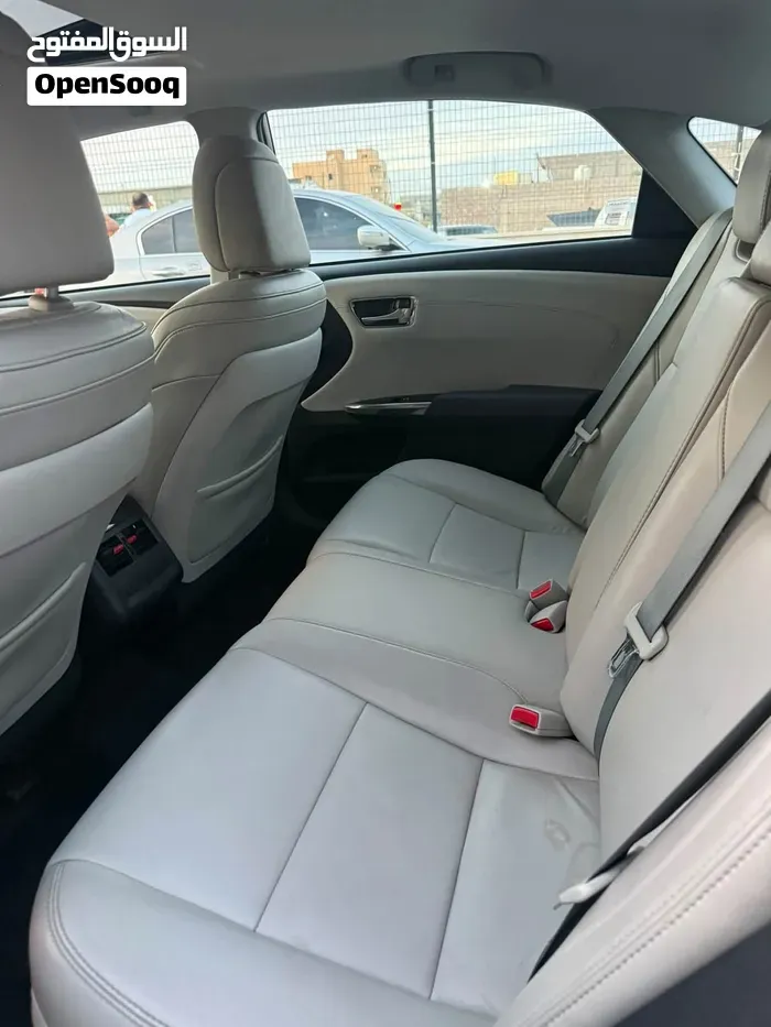 Toyota Avalon 2015 photo 4