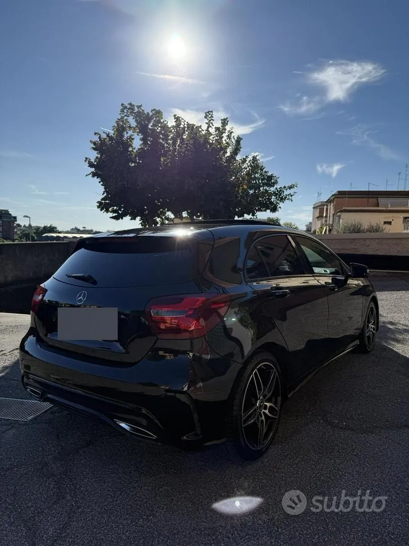 Mercedes-Benz A 2017 photo 3