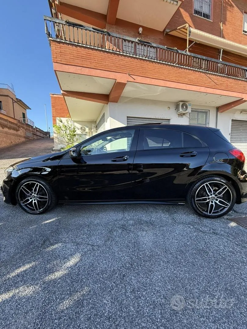 Mercedes-Benz A 2017 photo 2