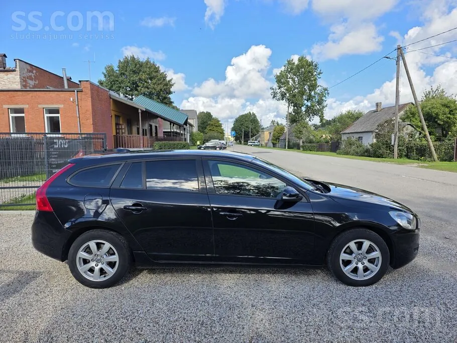 Volvo V60 2011 photo 5