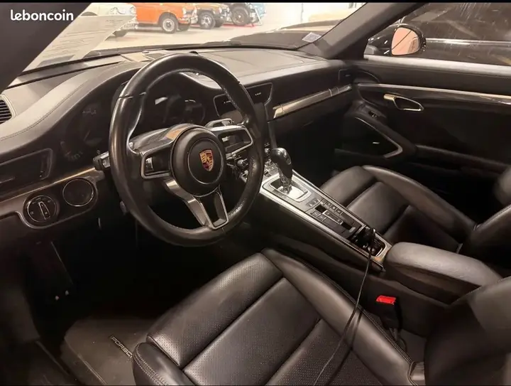 Porsche 911 2018 photo 3