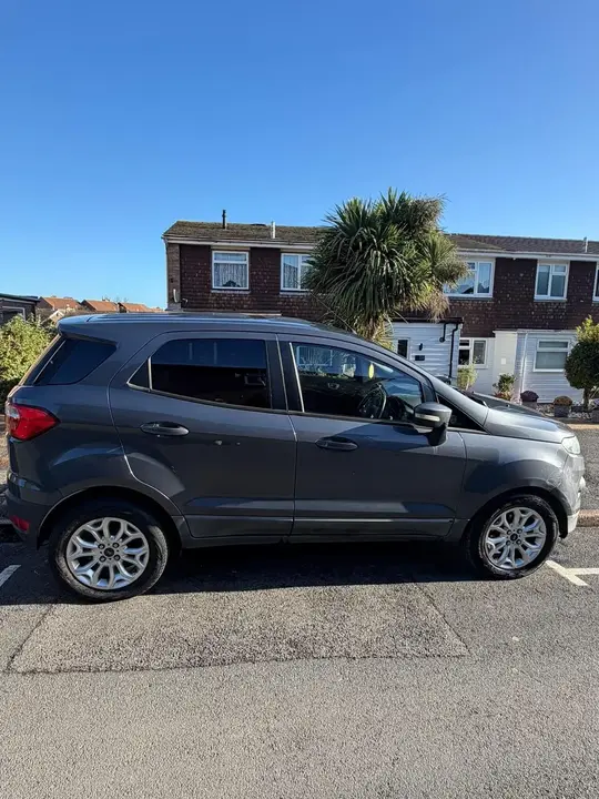 Ford Ecosport 2016 photo 2