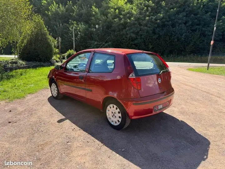 Fiat Punto 2007 photo 2