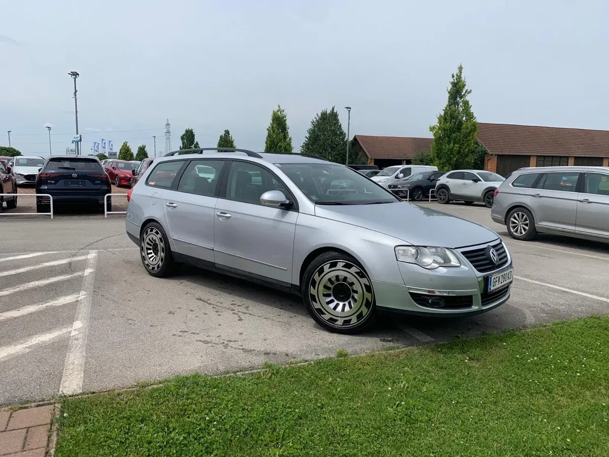 Volkswagen Passat 2008 photo 2