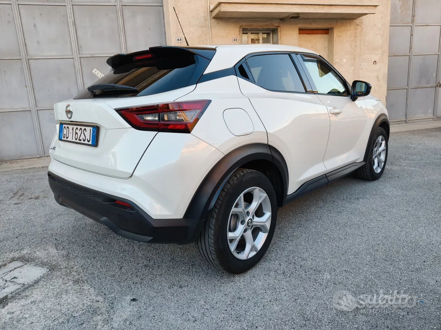 Nissan Juke 2021 photo 2