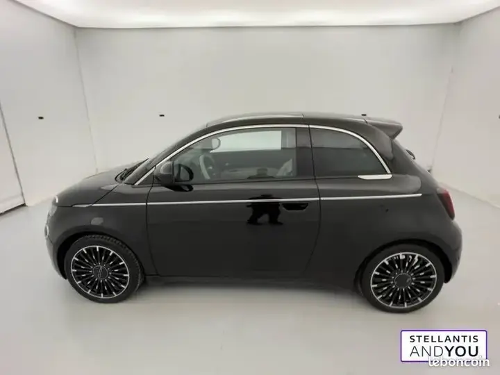 Fiat 500 2023 photo 2