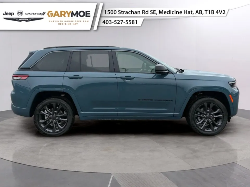 Jeep Grand Cherokee 2026 photo 2