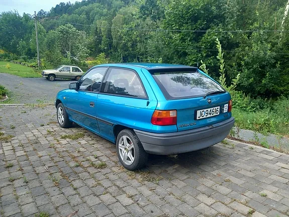 Opel Astra 1994 photo 5