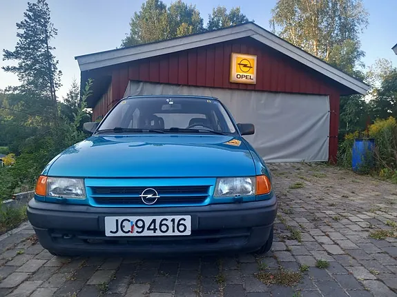 Opel Astra 1994 photo 3