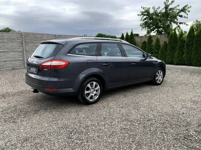 Ford Mondeo Combi 2009 photo 4