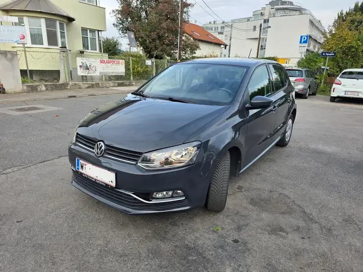 Volkswagen Polo 2017 photo 2
