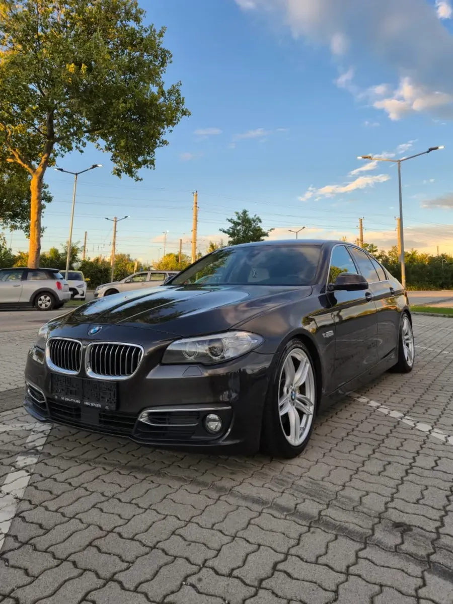BMW 5 Series 2016 photo 2