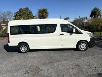 Toyota Hiace 2022 photo 4