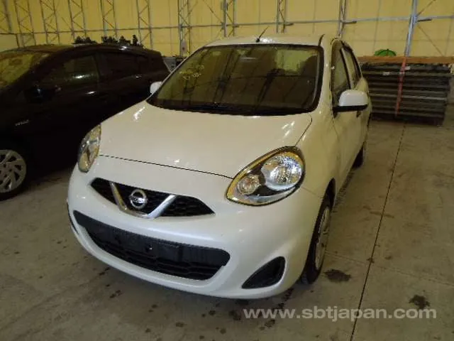 Nissan March 2015 photo 2