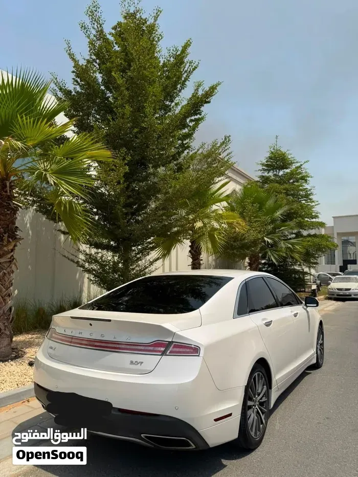 Lincoln Mkz