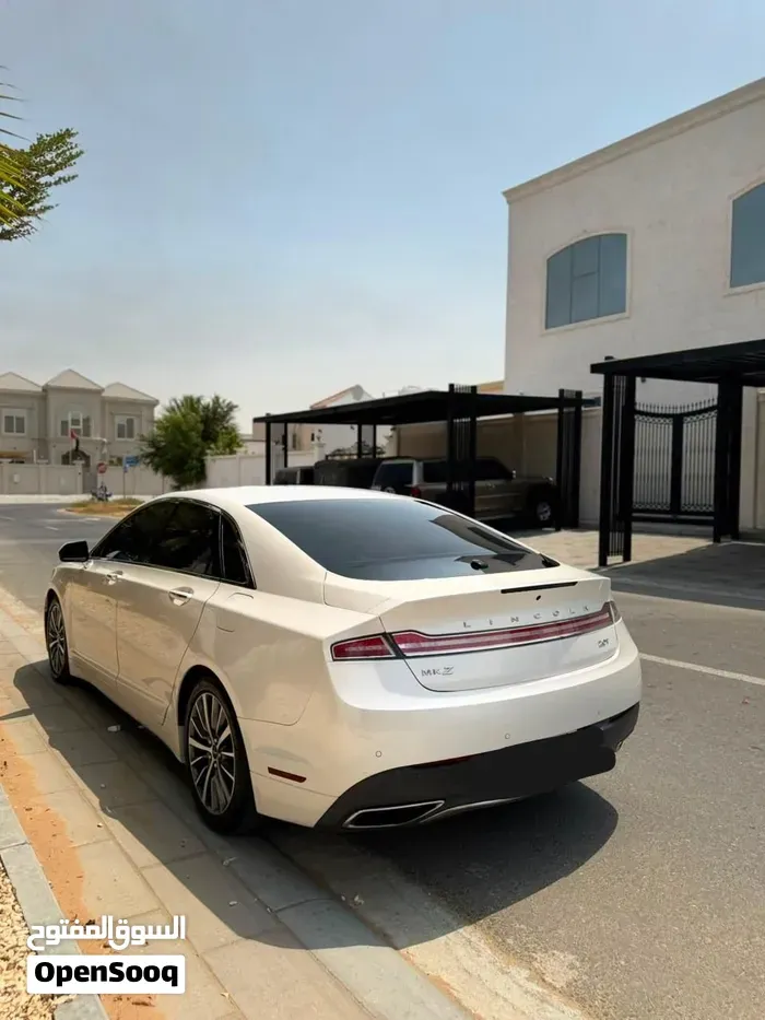 Lincoln Mkz 2018 photo 2