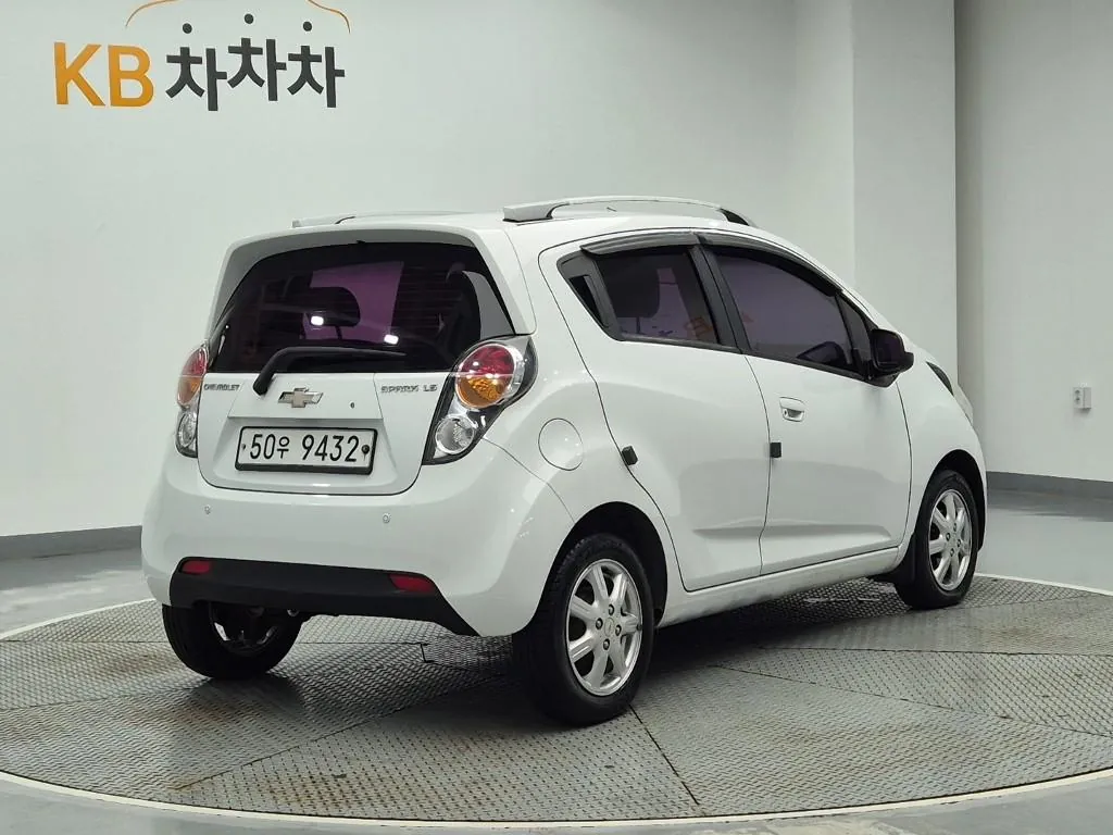 Chevrolet Spark 2012 photo 3