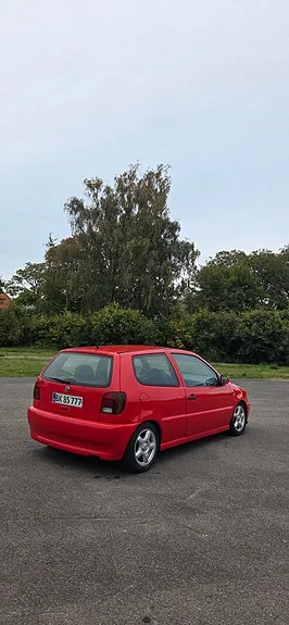 Volkswagen Polo 1997 photo 4