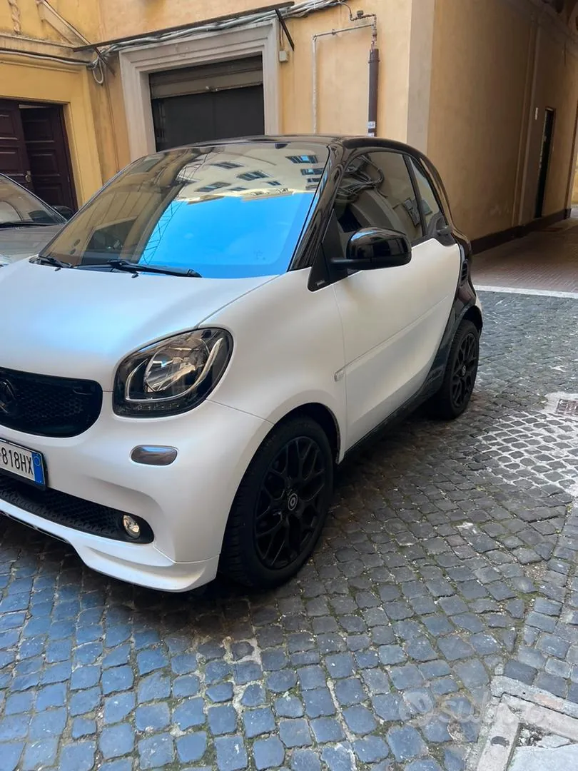 Smart Fortwo 2019 photo 3
