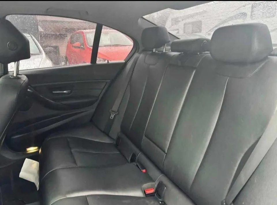 BMW 328I 2013 photo 4