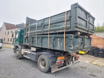 Mercedes-Benz Atego 2000 photo 2