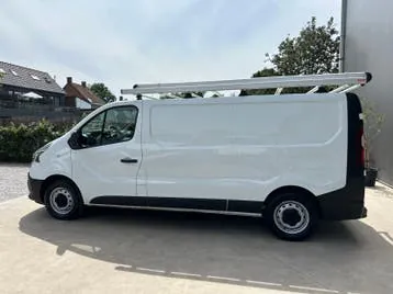 Renault Trafic 2021 photo 2