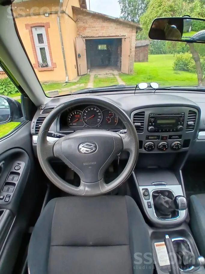 Suzuki Grand Vitara 2005 photo 4
