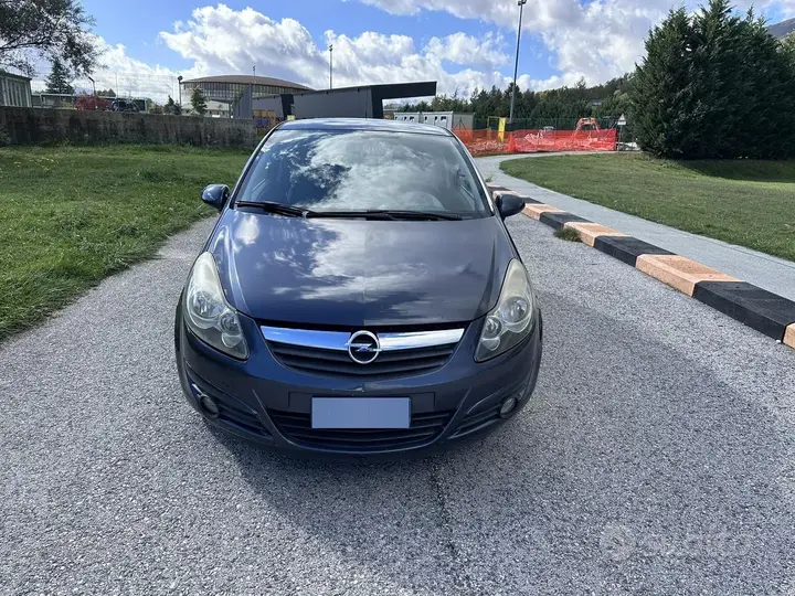 Opel Corsa 2010 photo 3