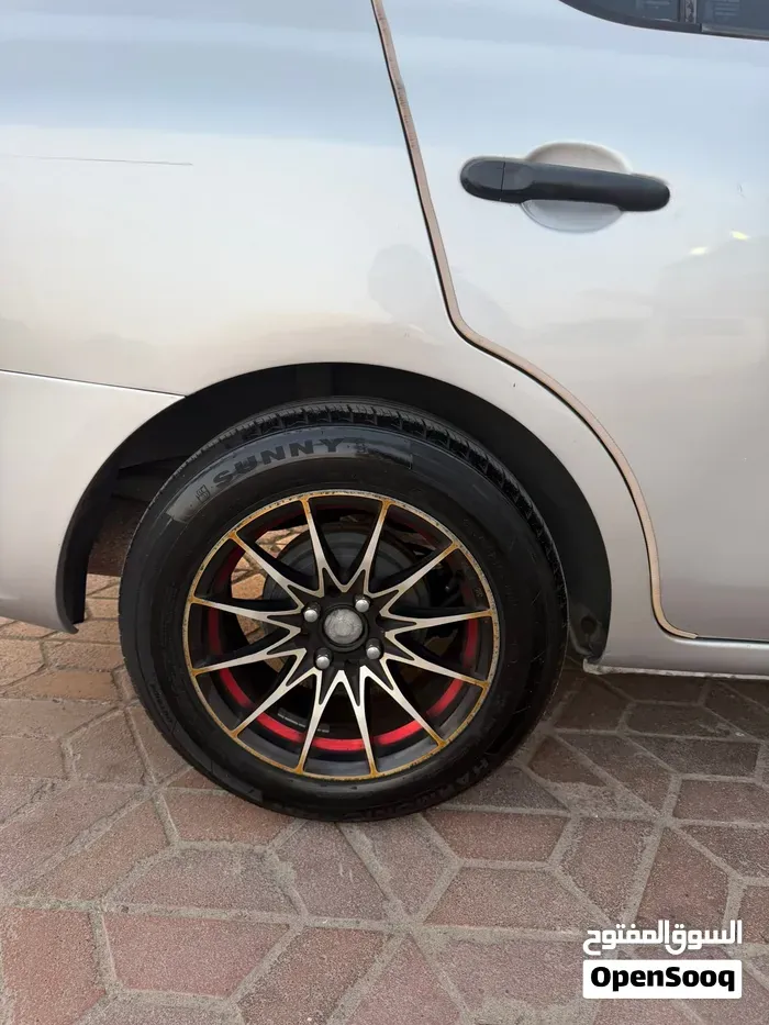 Nissan Sunny 2016 photo 3