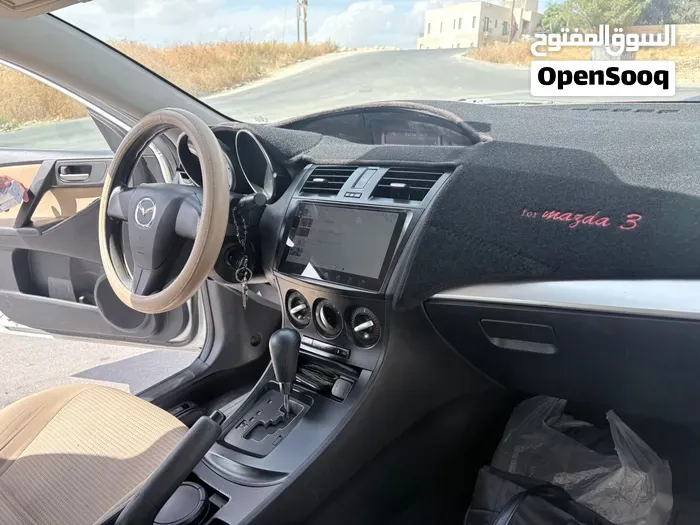 Mazda 3 2014 photo 5