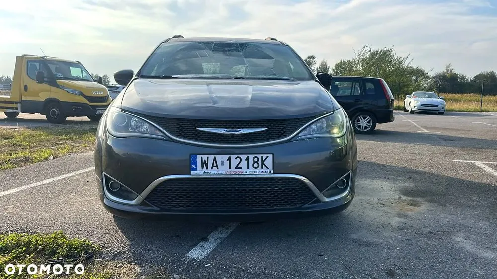 Chrysler Pacifica 2017 photo 4