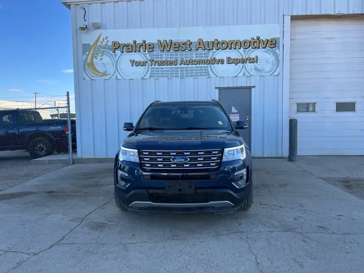 Ford Explorer 2017 photo 2