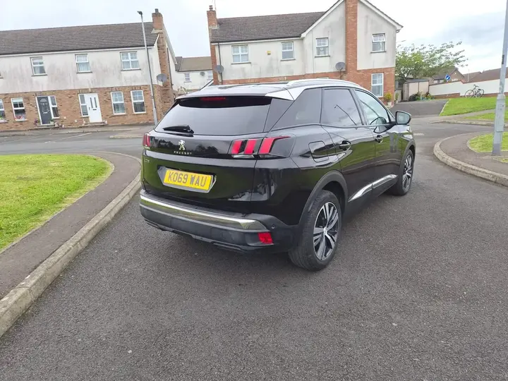 Peugeot 3008 2020 photo 4